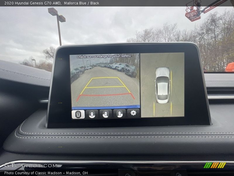 Controls of 2020 Genesis G70 AWD