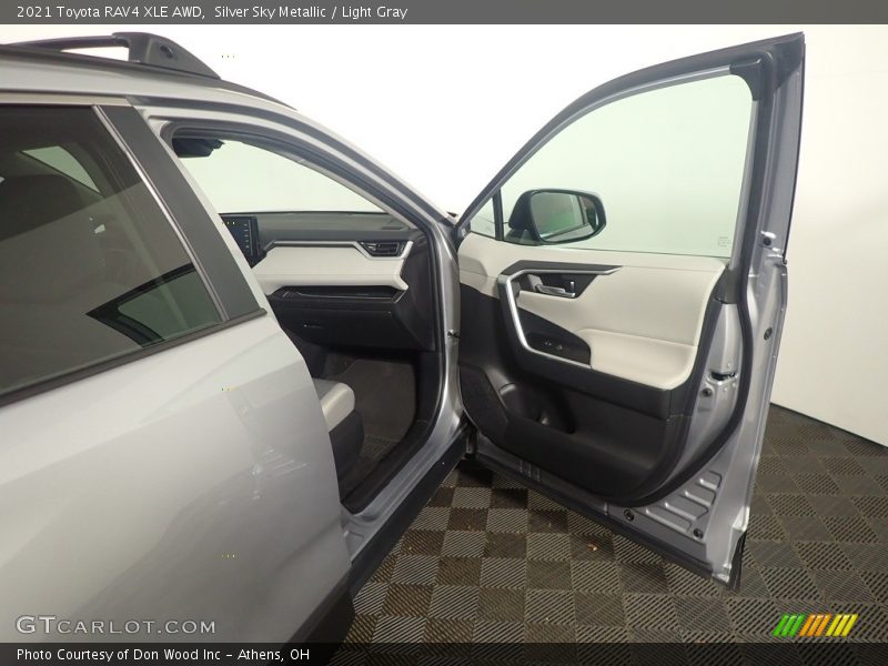 Silver Sky Metallic / Light Gray 2021 Toyota RAV4 XLE AWD
