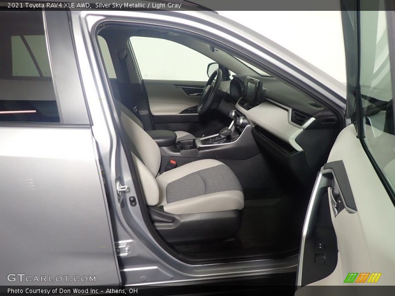 Silver Sky Metallic / Light Gray 2021 Toyota RAV4 XLE AWD