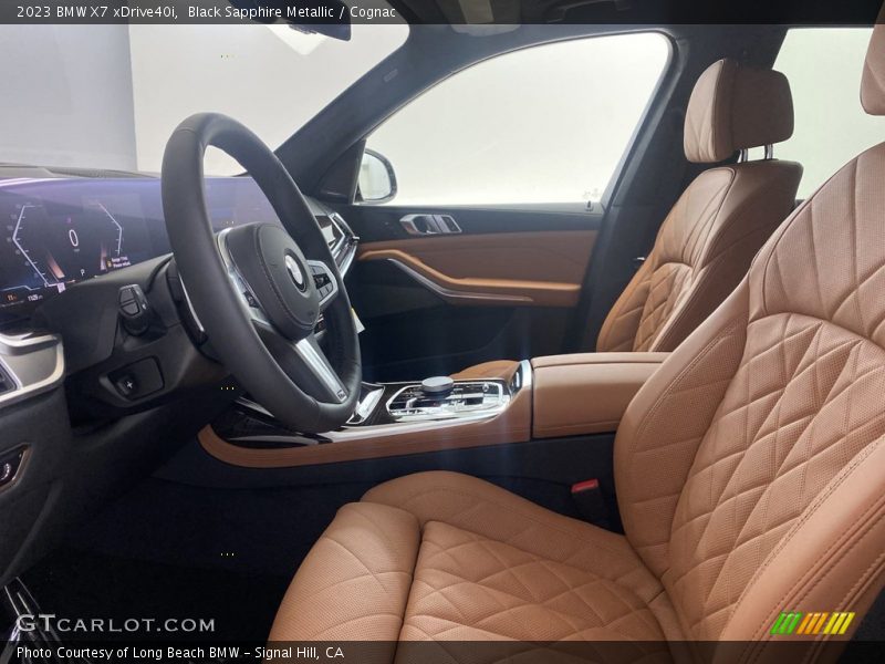 Front Seat of 2023 X7 xDrive40i