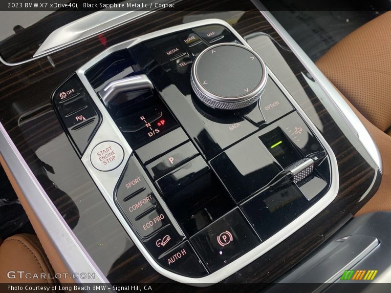 Black Sapphire Metallic / Cognac 2023 BMW X7 xDrive40i