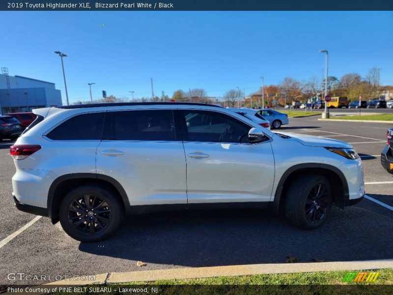 Blizzard Pearl White / Black 2019 Toyota Highlander XLE