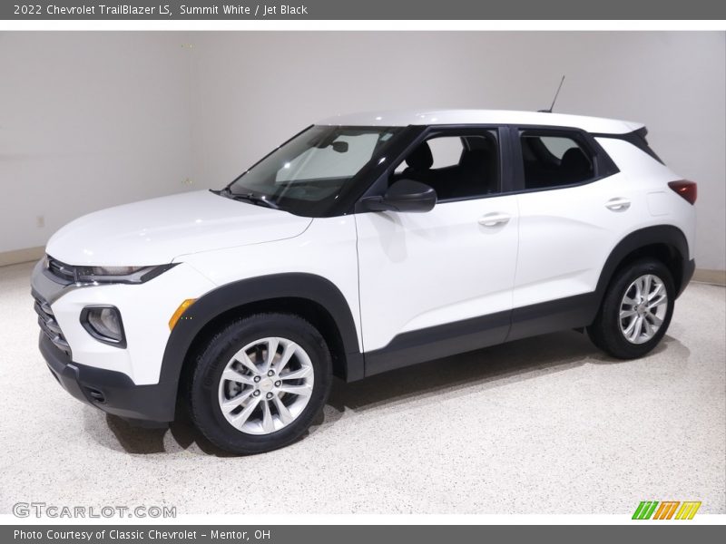 Summit White / Jet Black 2022 Chevrolet TrailBlazer LS
