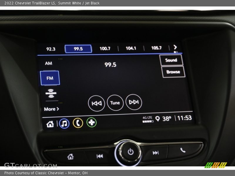 Summit White / Jet Black 2022 Chevrolet TrailBlazer LS