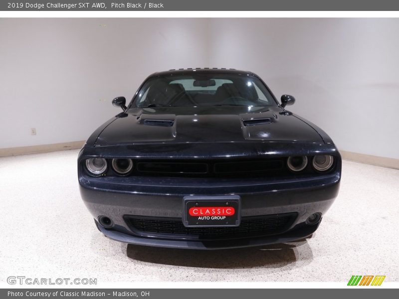 Pitch Black / Black 2019 Dodge Challenger SXT AWD