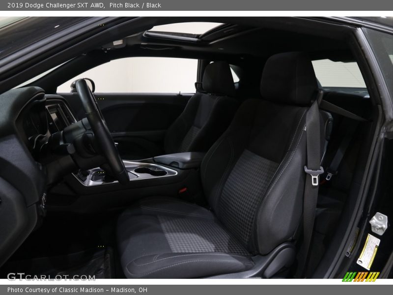 Pitch Black / Black 2019 Dodge Challenger SXT AWD