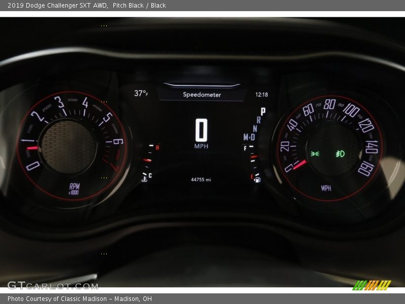 Pitch Black / Black 2019 Dodge Challenger SXT AWD