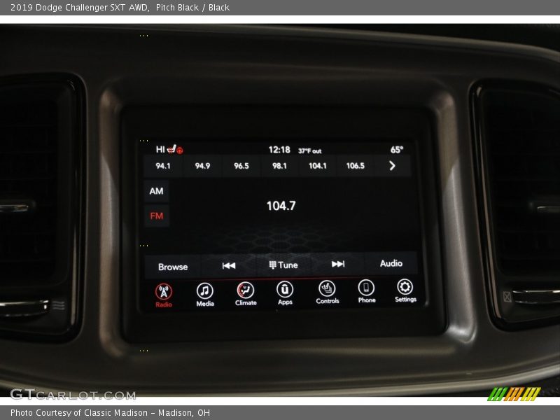 Pitch Black / Black 2019 Dodge Challenger SXT AWD