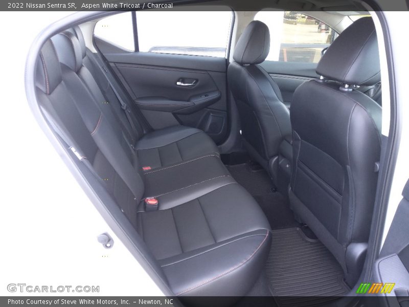 Aspen White Tricoat / Charcoal 2022 Nissan Sentra SR
