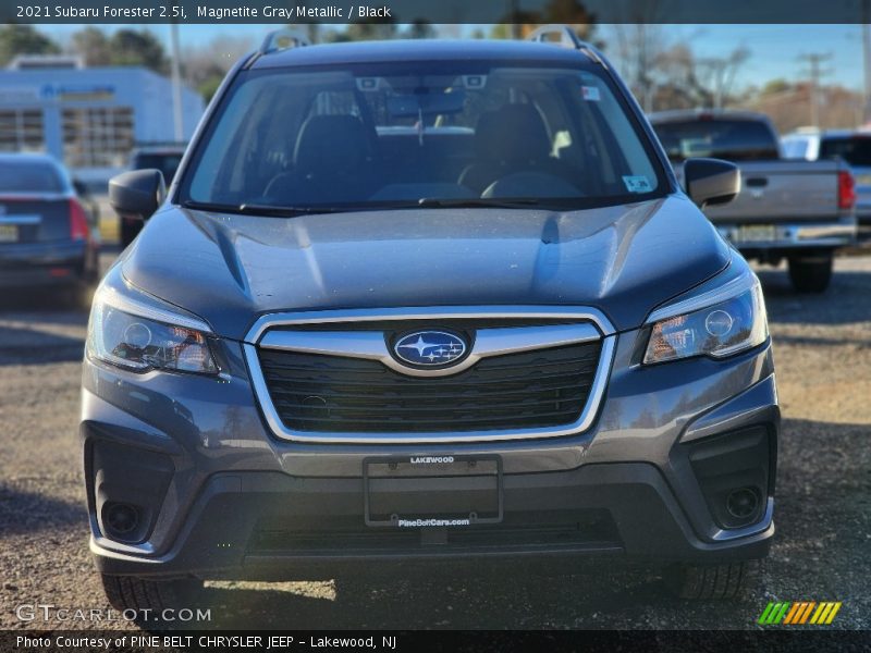 Magnetite Gray Metallic / Black 2021 Subaru Forester 2.5i