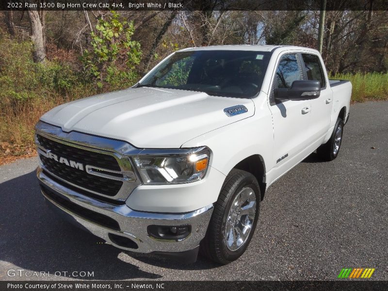 Bright White / Black 2022 Ram 1500 Big Horn Crew Cab 4x4