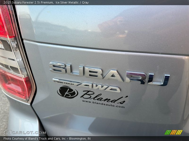 Ice Silver Metallic / Gray 2015 Subaru Forester 2.5i Premium