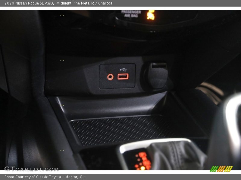 Midnight Pine Metallic / Charcoal 2020 Nissan Rogue SL AWD