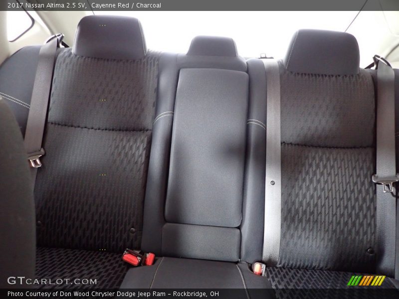 Cayenne Red / Charcoal 2017 Nissan Altima 2.5 SV