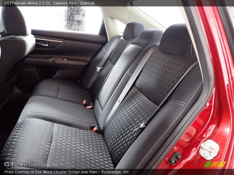 Cayenne Red / Charcoal 2017 Nissan Altima 2.5 SV