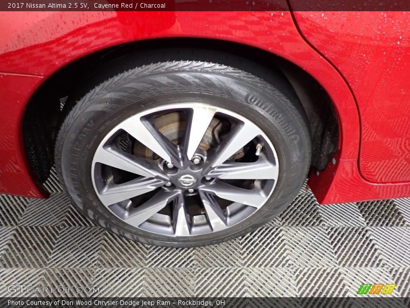 Cayenne Red / Charcoal 2017 Nissan Altima 2.5 SV