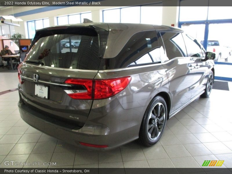 Modern Steel Metallic / Black 2022 Honda Odyssey Elite