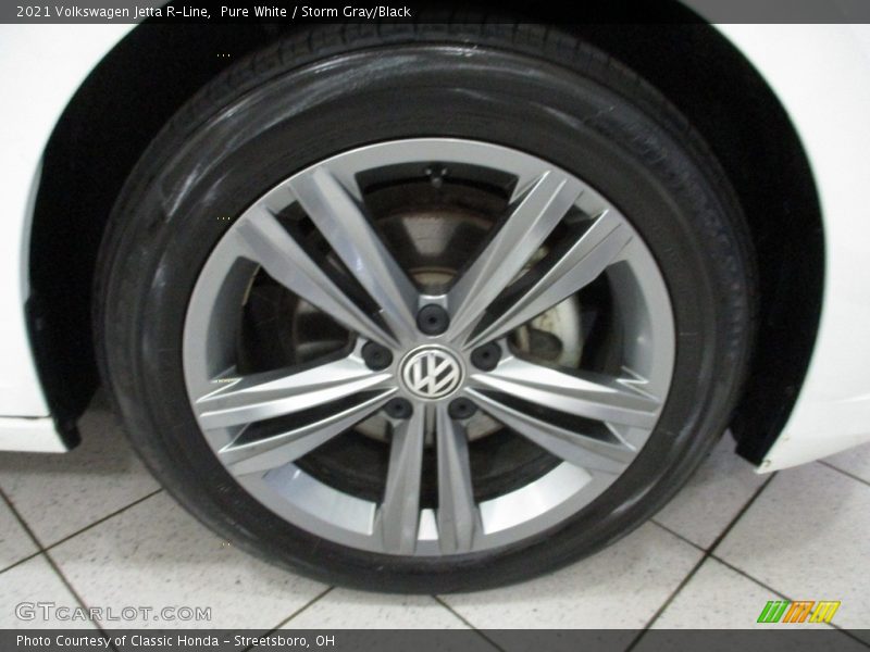 Pure White / Storm Gray/Black 2021 Volkswagen Jetta R-Line