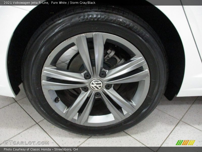 Pure White / Storm Gray/Black 2021 Volkswagen Jetta R-Line
