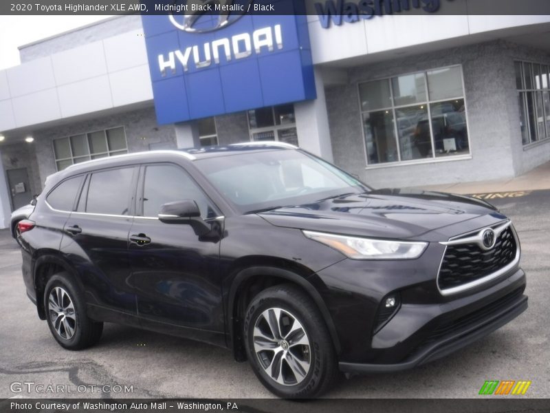 Midnight Black Metallic / Black 2020 Toyota Highlander XLE AWD