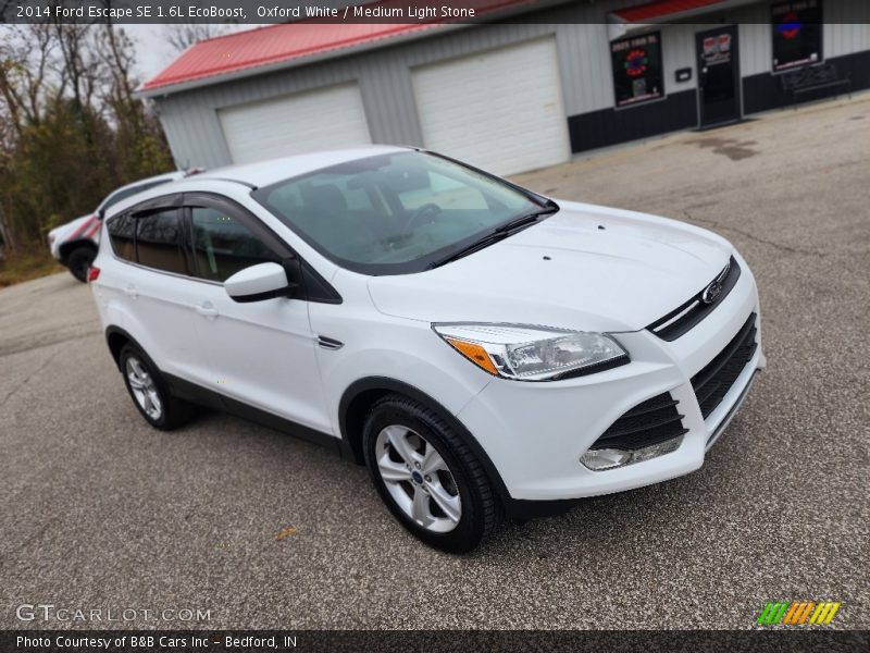 Oxford White / Medium Light Stone 2014 Ford Escape SE 1.6L EcoBoost