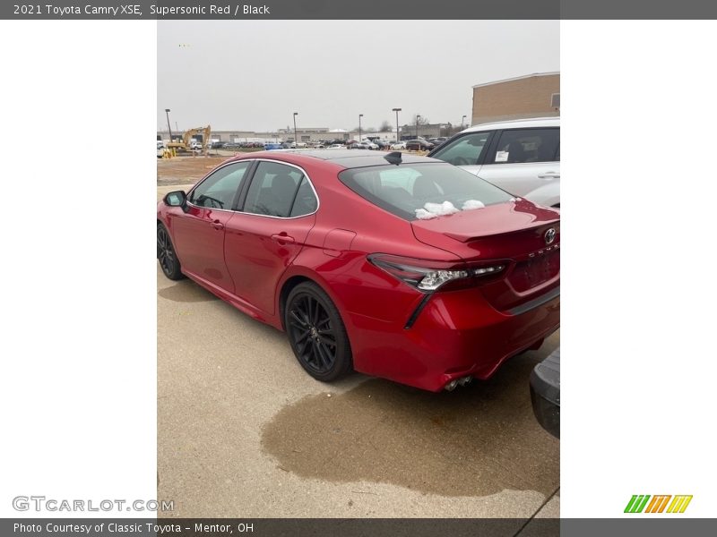 Supersonic Red / Black 2021 Toyota Camry XSE