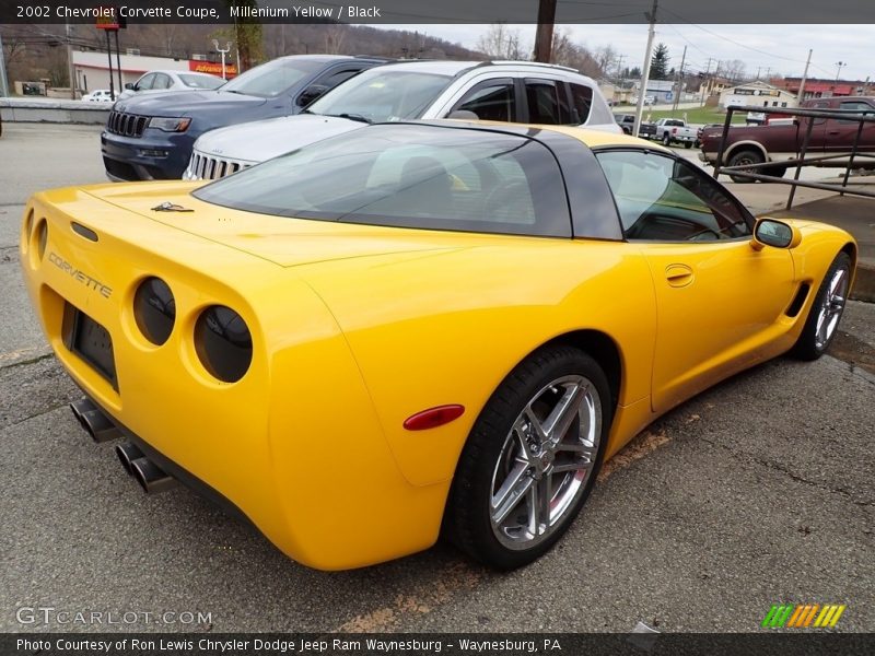 Millenium Yellow / Black 2002 Chevrolet Corvette Coupe