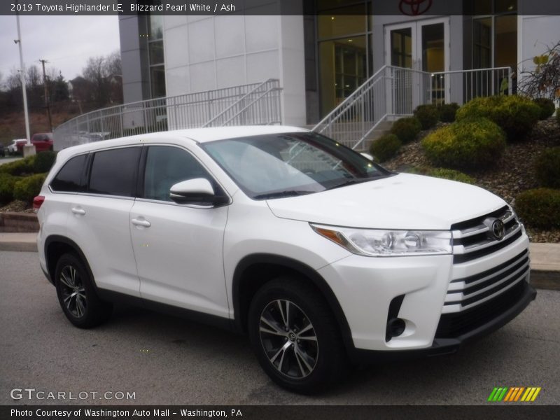 Blizzard Pearl White / Ash 2019 Toyota Highlander LE