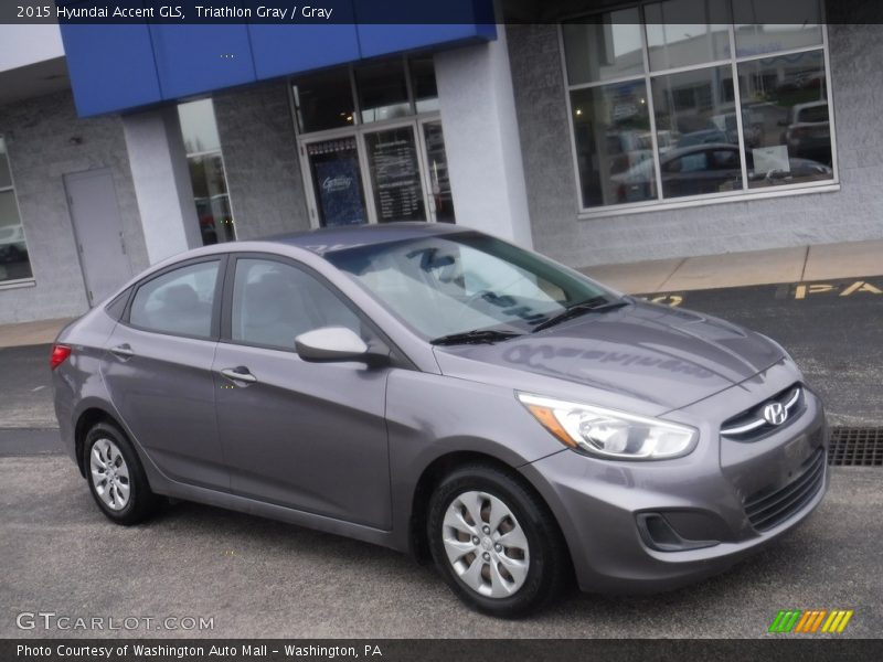 Front 3/4 View of 2015 Accent GLS