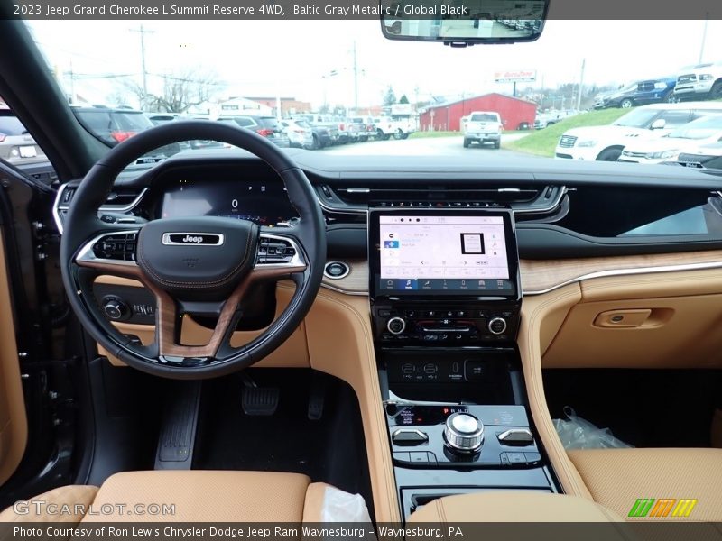  2023 Grand Cherokee L Summit Reserve 4WD Global Black Interior