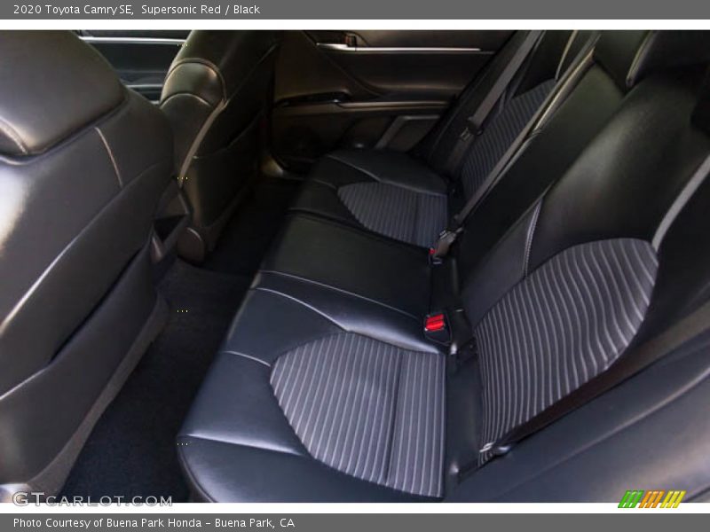 Supersonic Red / Black 2020 Toyota Camry SE