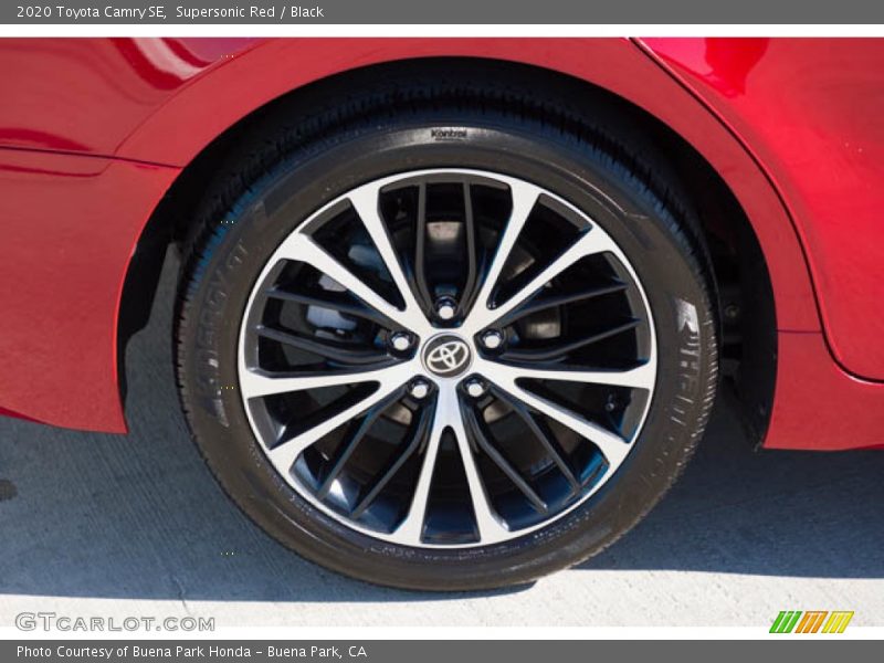 Supersonic Red / Black 2020 Toyota Camry SE