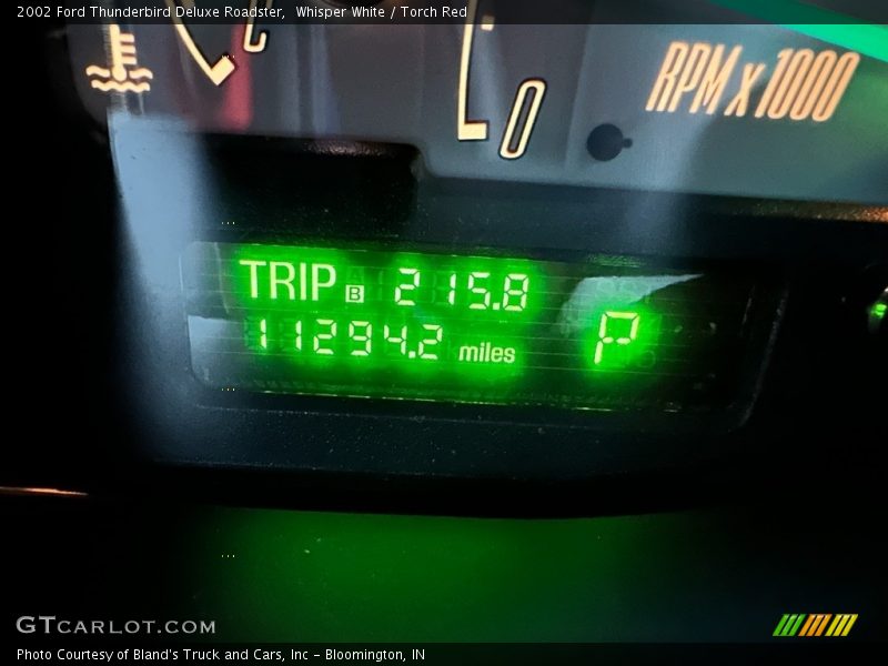 Whisper White / Torch Red 2002 Ford Thunderbird Deluxe Roadster