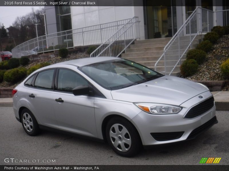 Ingot Silver / Charcoal Black 2016 Ford Focus S Sedan