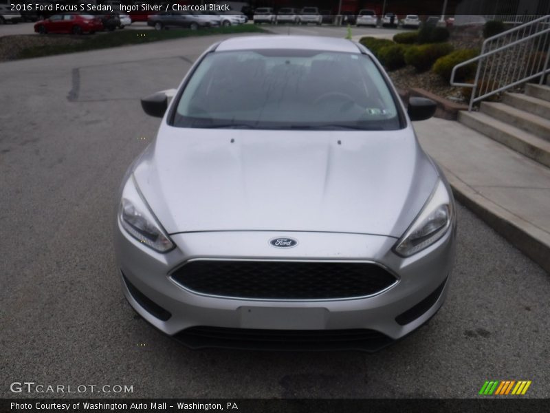 Ingot Silver / Charcoal Black 2016 Ford Focus S Sedan