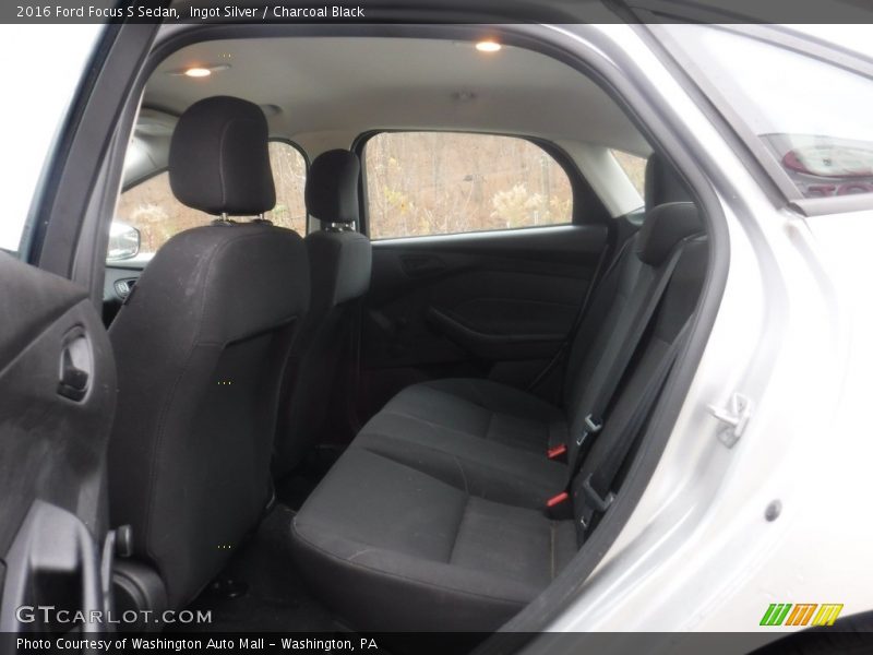 Ingot Silver / Charcoal Black 2016 Ford Focus S Sedan