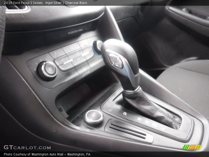 Ingot Silver / Charcoal Black 2016 Ford Focus S Sedan