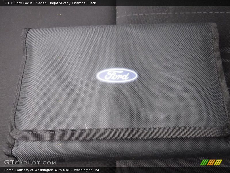 Ingot Silver / Charcoal Black 2016 Ford Focus S Sedan