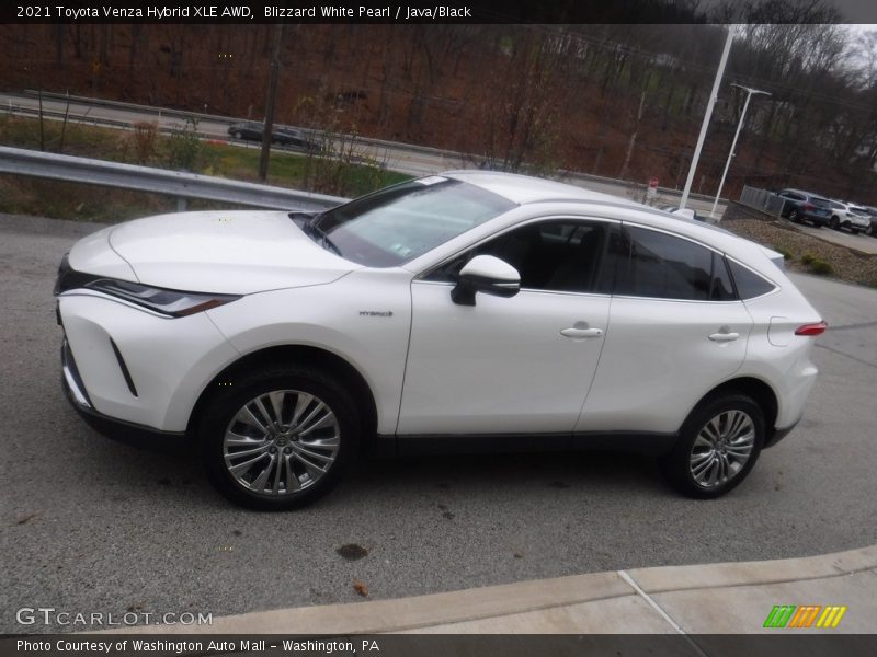 Blizzard White Pearl / Java/Black 2021 Toyota Venza Hybrid XLE AWD