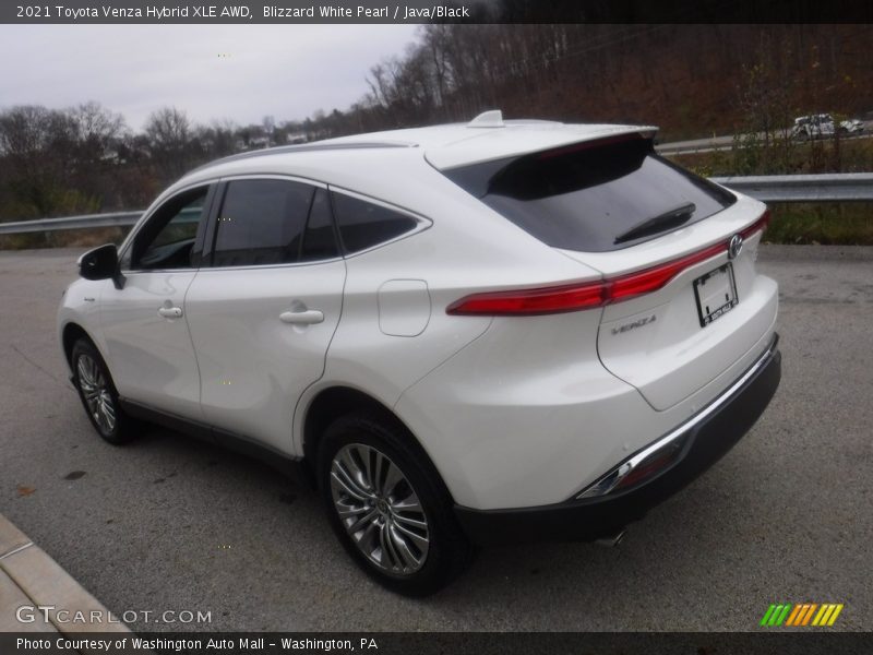 Blizzard White Pearl / Java/Black 2021 Toyota Venza Hybrid XLE AWD
