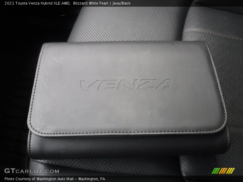 Blizzard White Pearl / Java/Black 2021 Toyota Venza Hybrid XLE AWD
