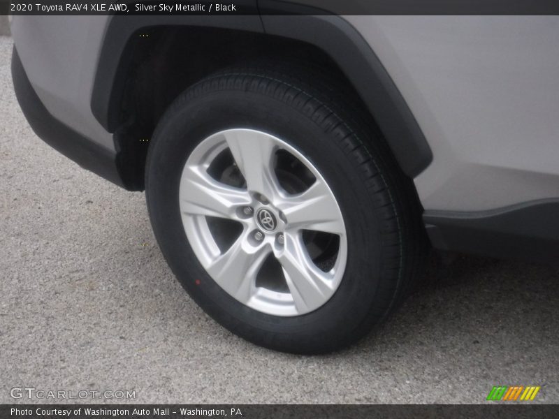 Silver Sky Metallic / Black 2020 Toyota RAV4 XLE AWD