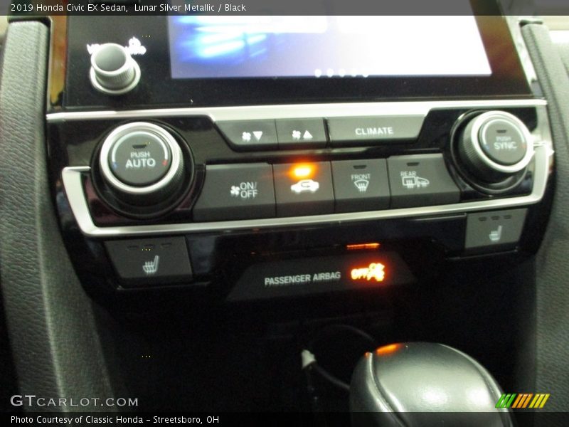 Lunar Silver Metallic / Black 2019 Honda Civic EX Sedan