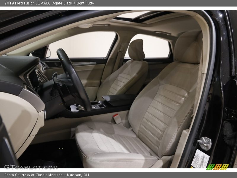 Agate Black / Light Putty 2019 Ford Fusion SE AWD