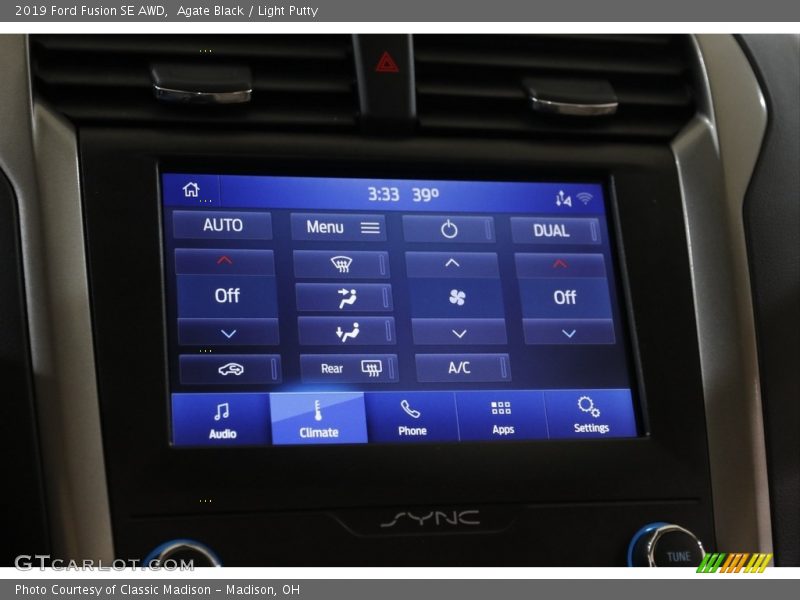 Agate Black / Light Putty 2019 Ford Fusion SE AWD