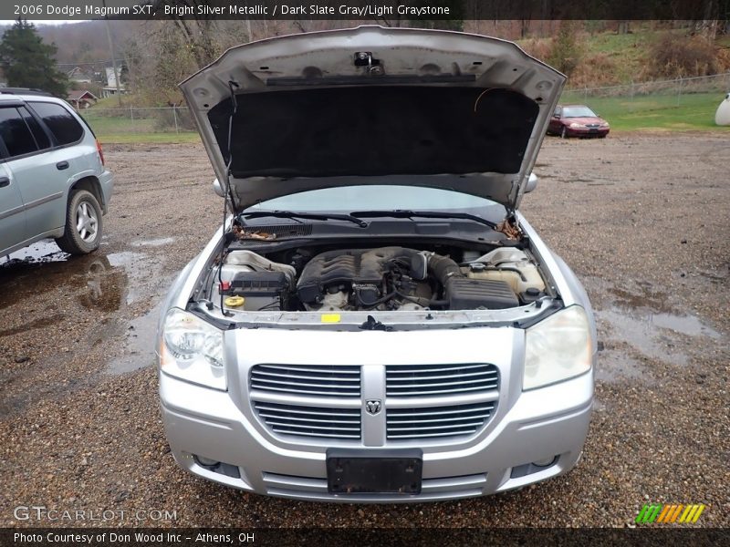 Bright Silver Metallic / Dark Slate Gray/Light Graystone 2006 Dodge Magnum SXT