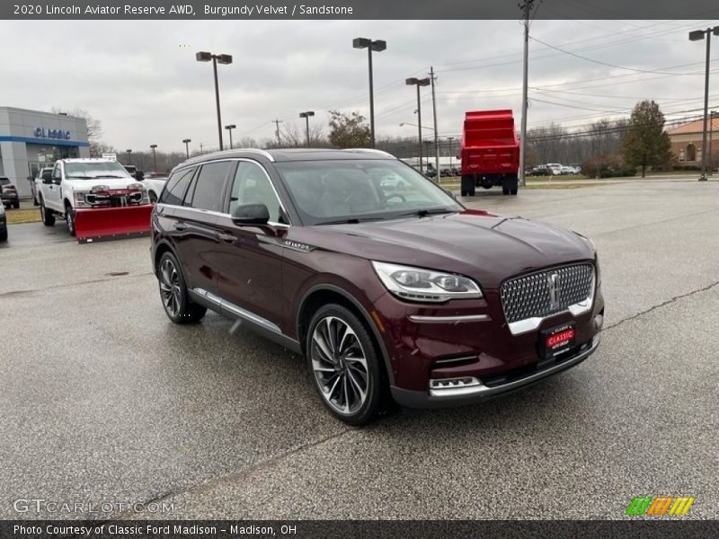 Front 3/4 View of 2020 Aviator Reserve AWD