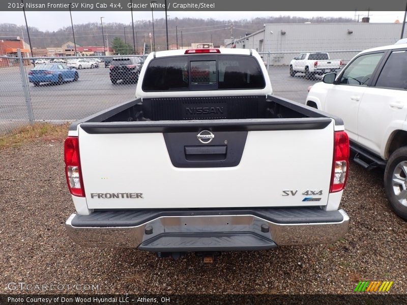 Glacier White / Graphite/Steel 2019 Nissan Frontier SV King Cab 4x4