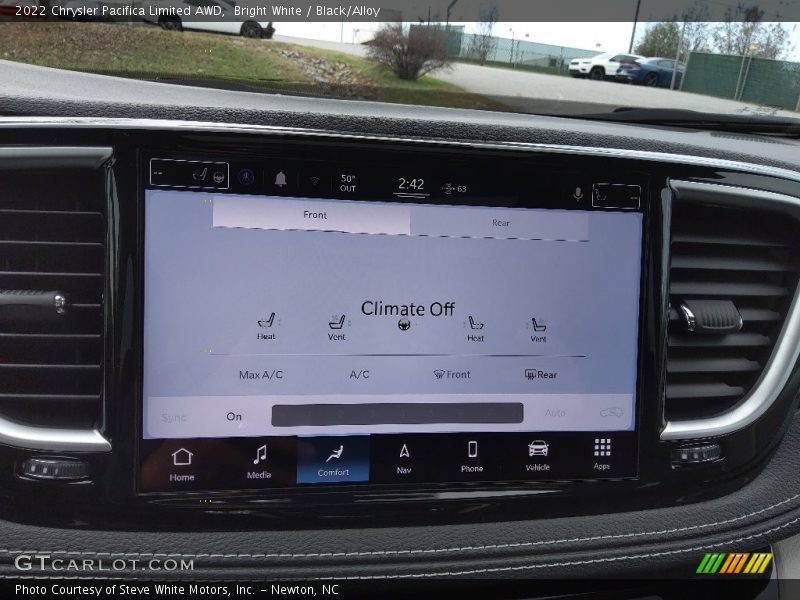 Bright White / Black/Alloy 2022 Chrysler Pacifica Limited AWD