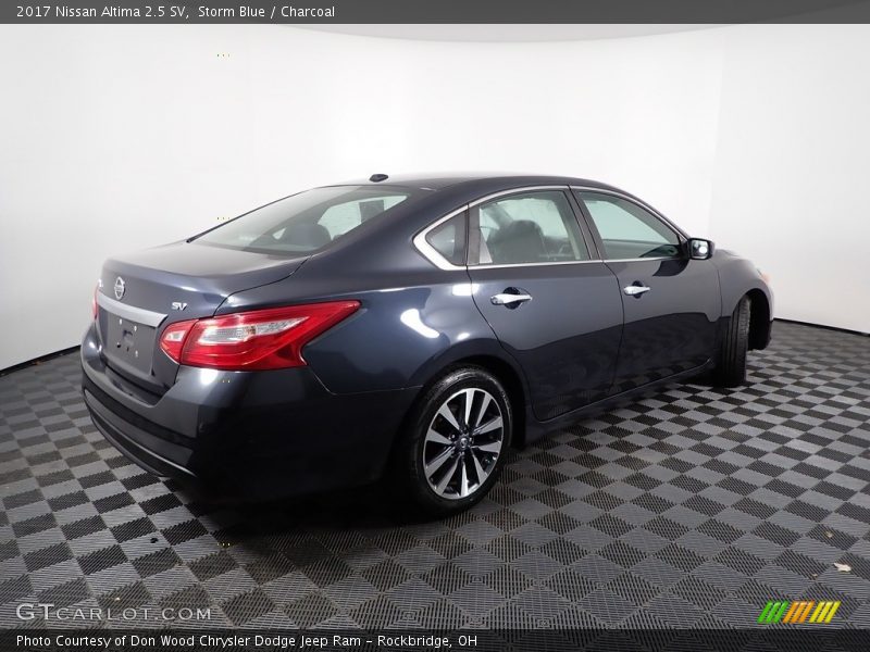 Storm Blue / Charcoal 2017 Nissan Altima 2.5 SV